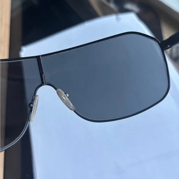 Stylish Black Prada Shield Sunglasses SPS53V1BO5S0 Linea Rosa